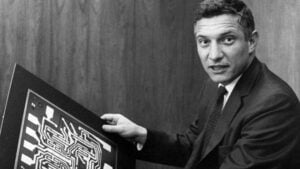 Robert Noyce with Motherboard 1959