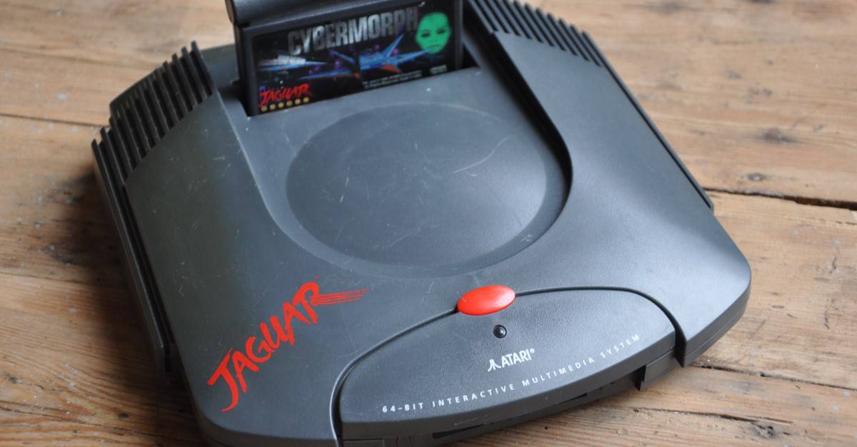 : Atari Jaguar Game Console