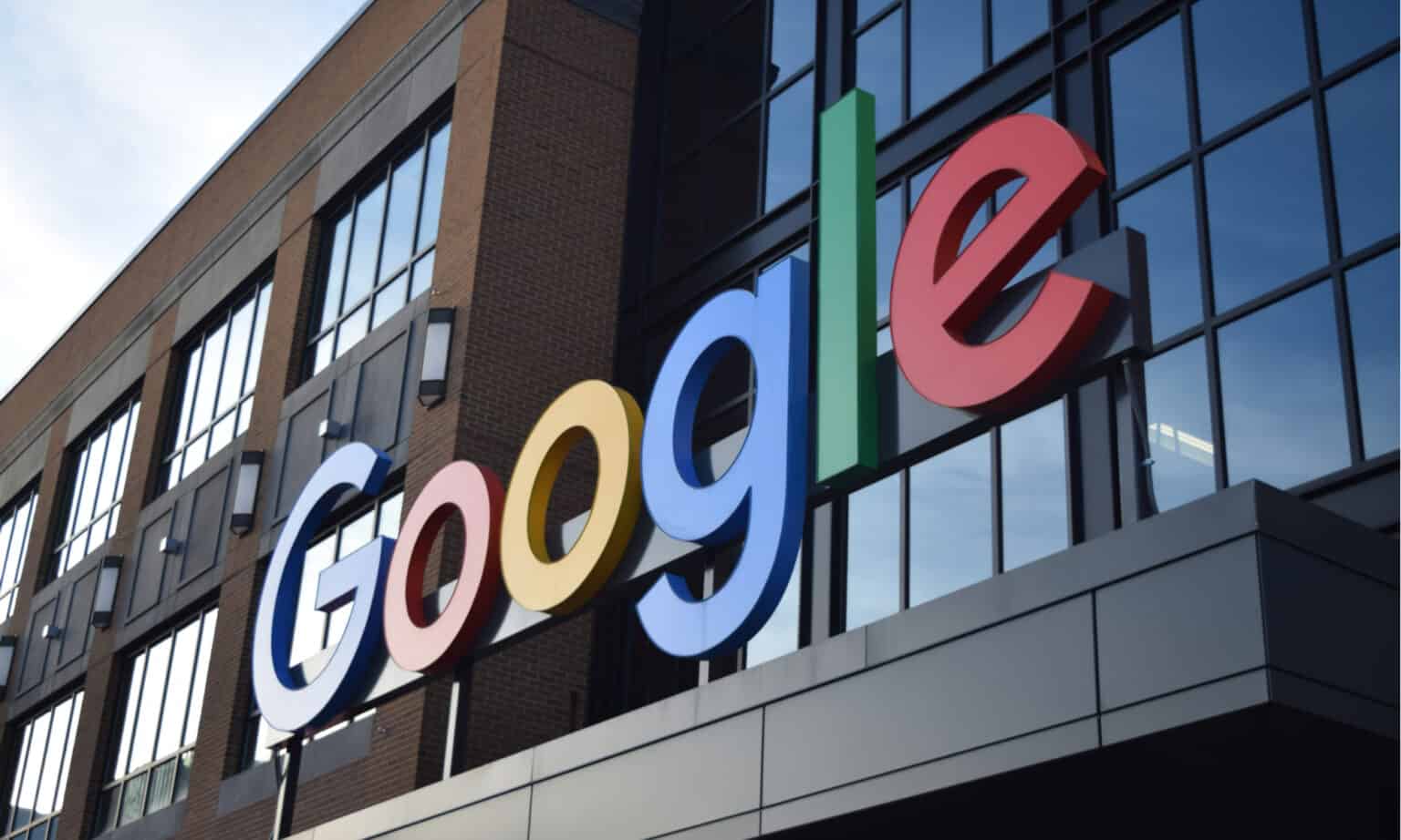 Google: Complete Guide History Products Founding and More Google: Complete Guide History Products Founding and More