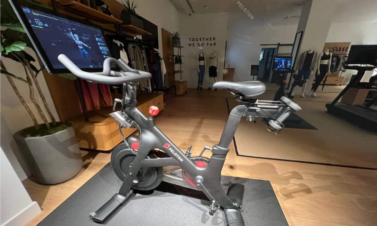 Echelon vs Peloton What s the Difference and Which is Better