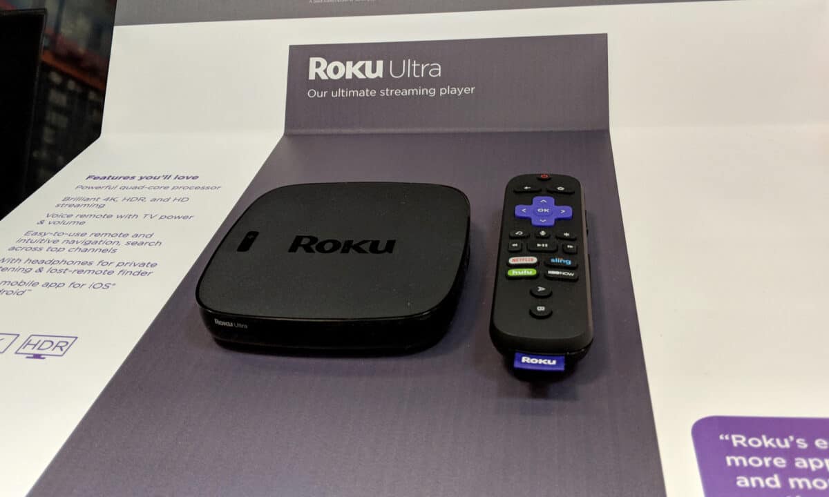 Roku Ultra 4K/HDR/Dolby Vision Streaming Device and Voice Remote Pro with  Rechargeable Battery Black 4802R - Best Buy