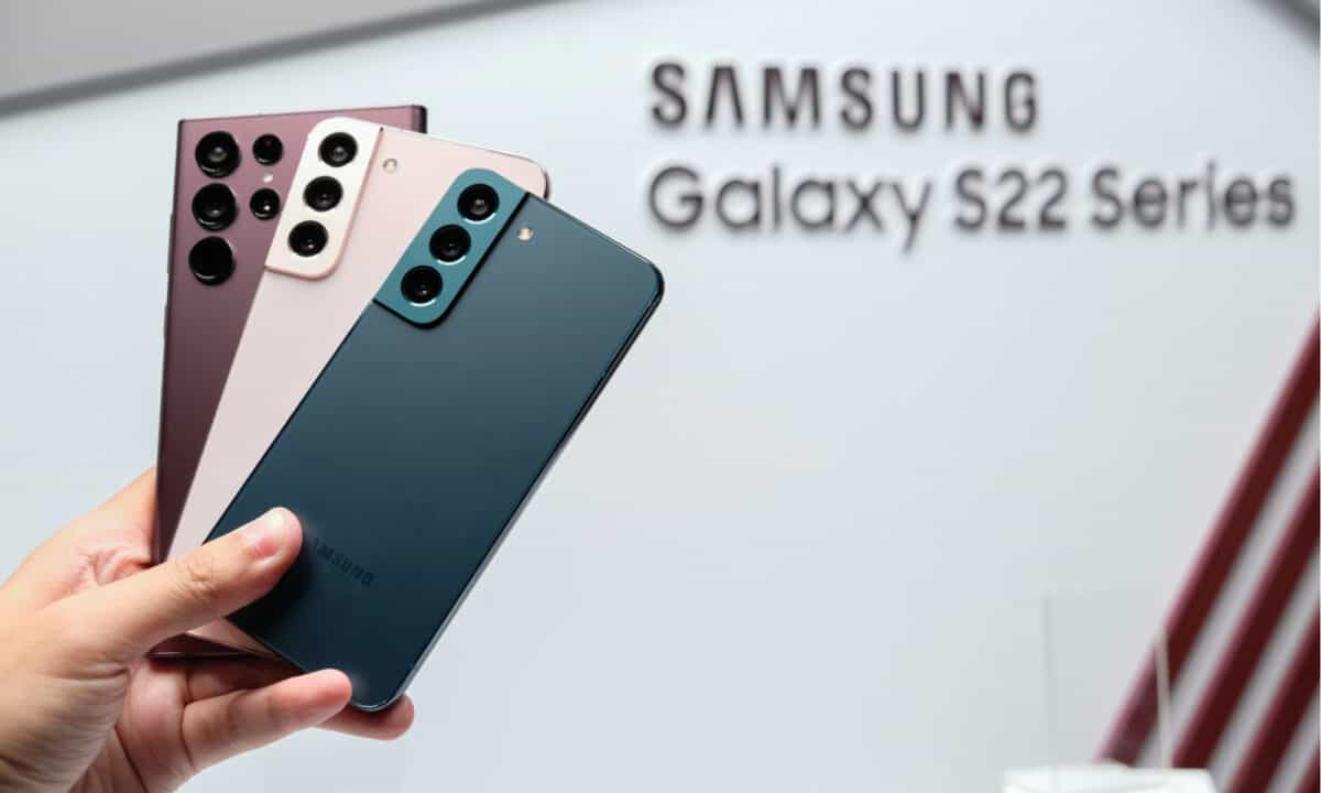 Samsung S22 series