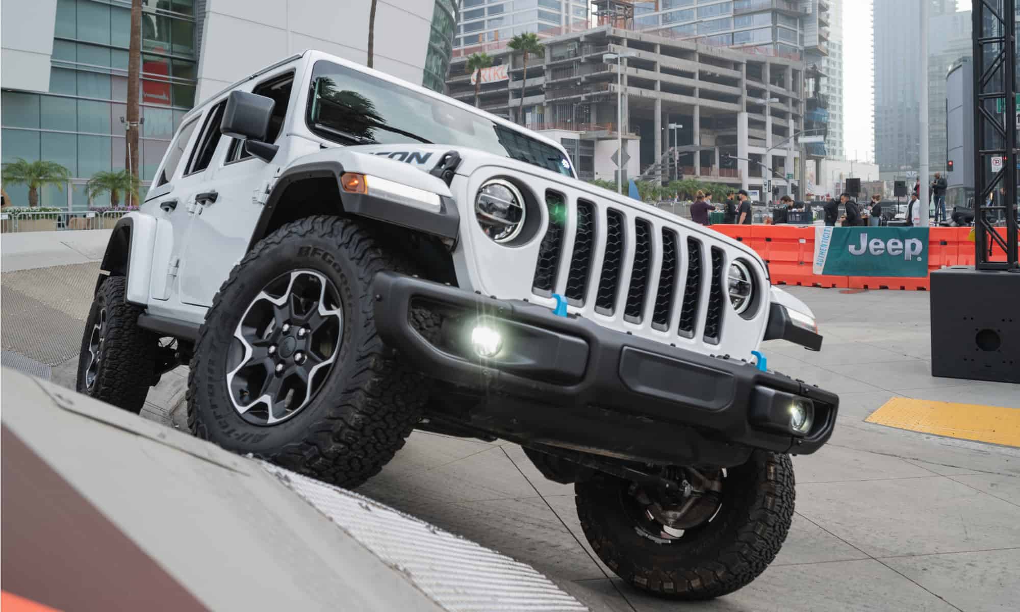 A Guide To Jeep's Electric Off-Road Wrangler: The 4xe - History-Computer