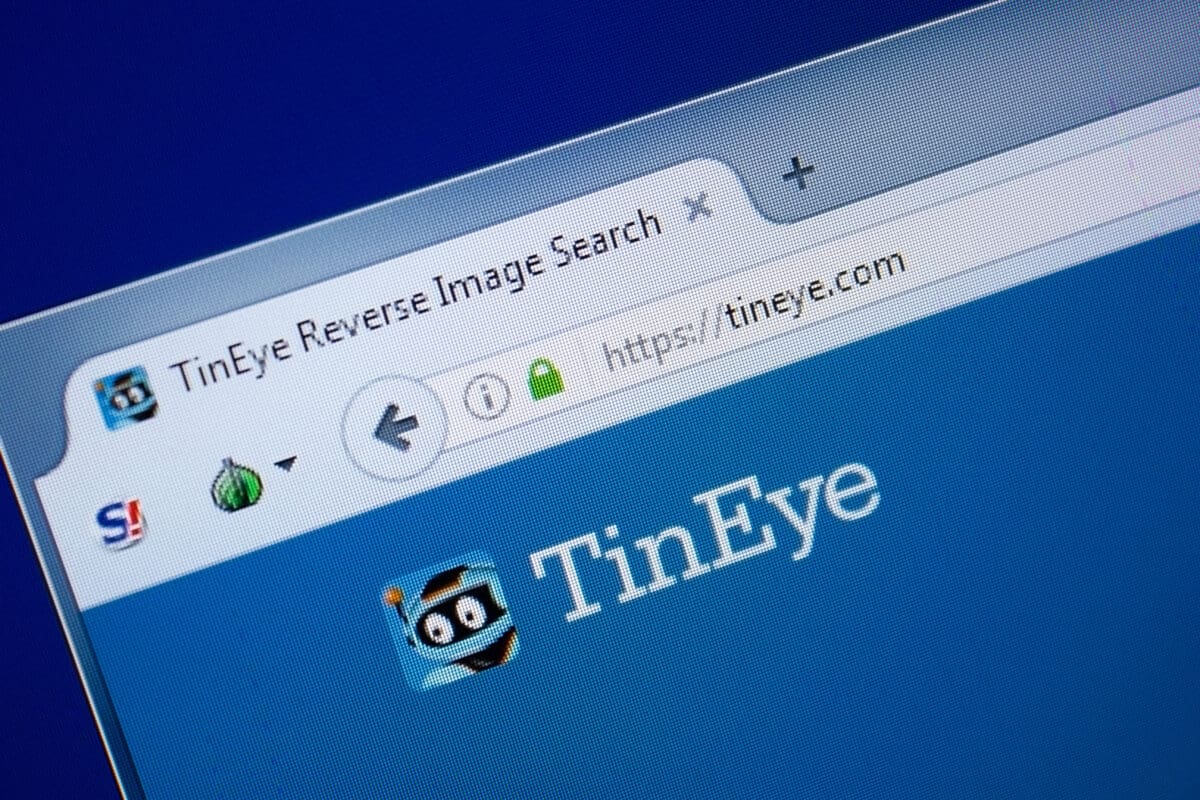 Top 7 Reverse Image Search Engines for Face Search Compared