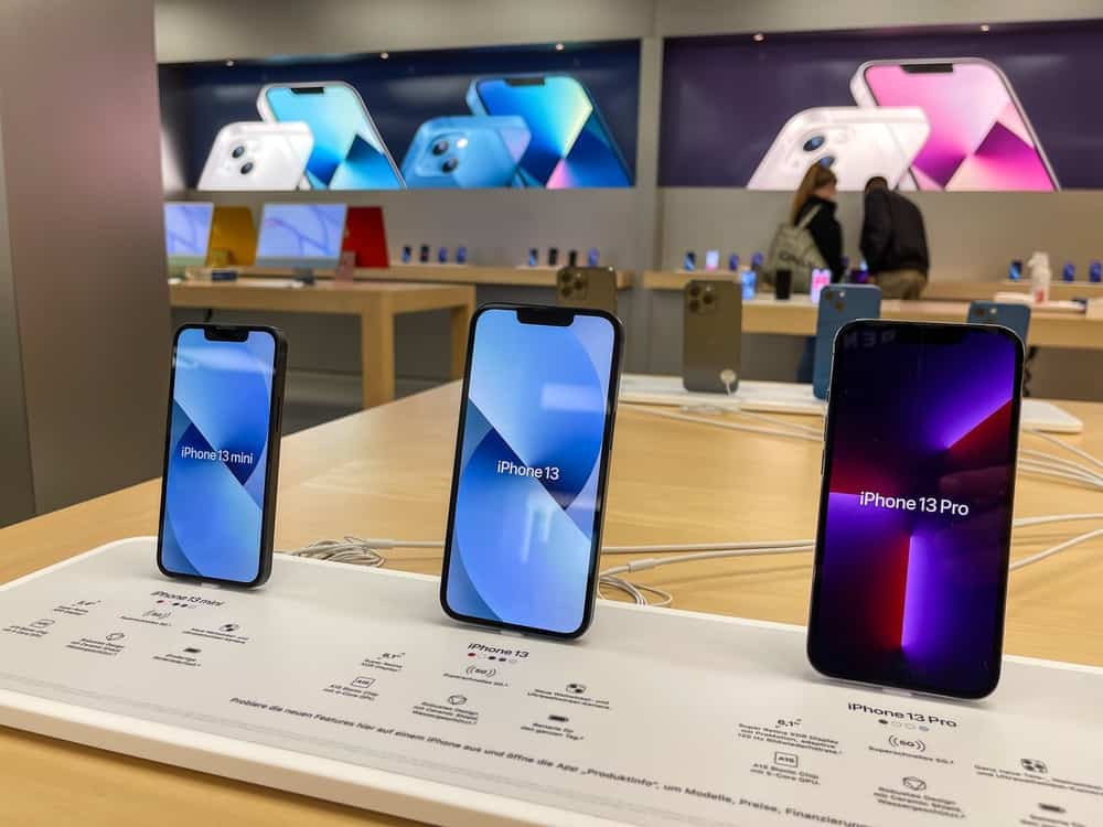 iPhone 13 pro on display at an Apple store