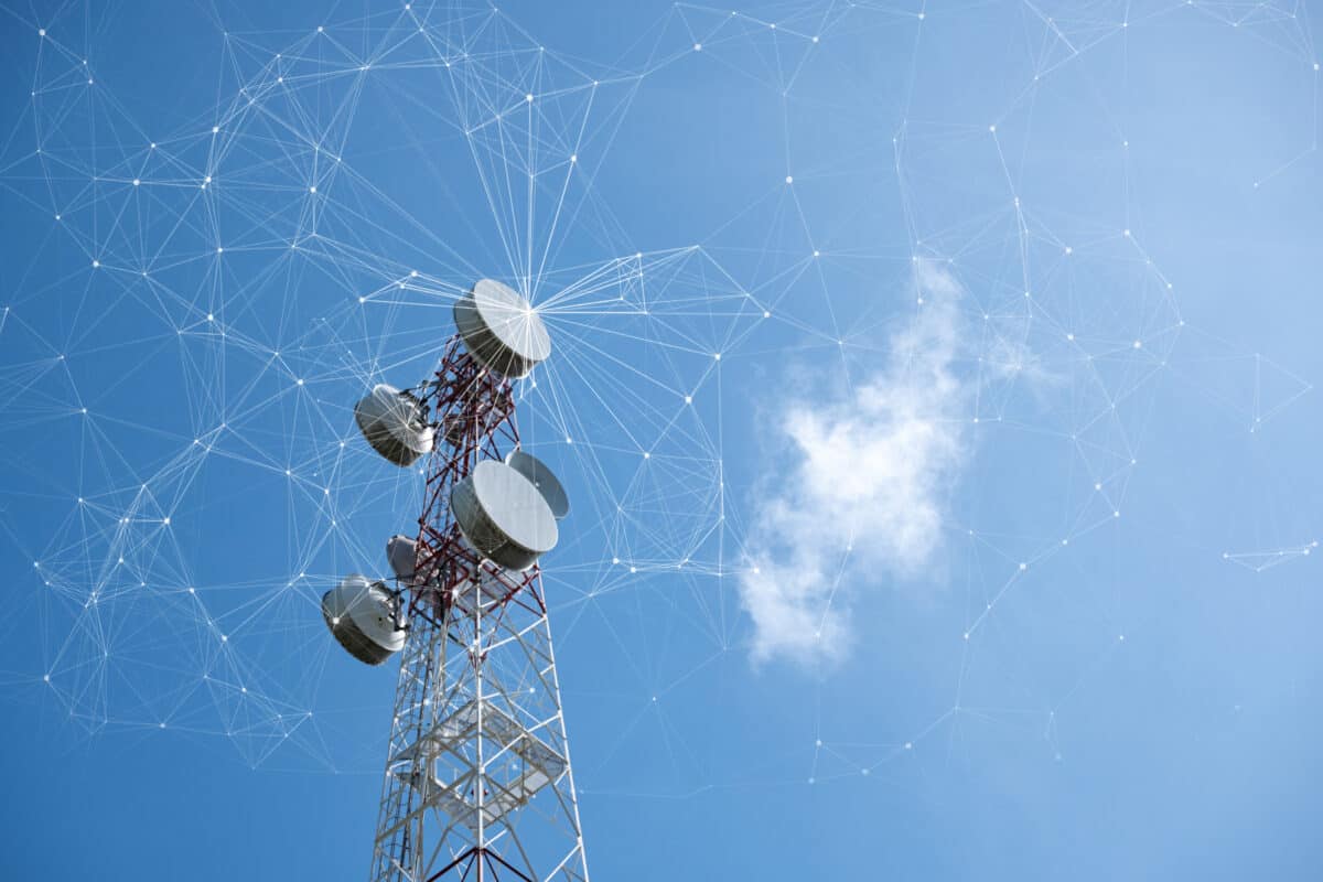 Telecommunication tower with mesh dots, glittering particles for wireless telecommunication technology 5G