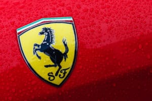 Ferrari symbol