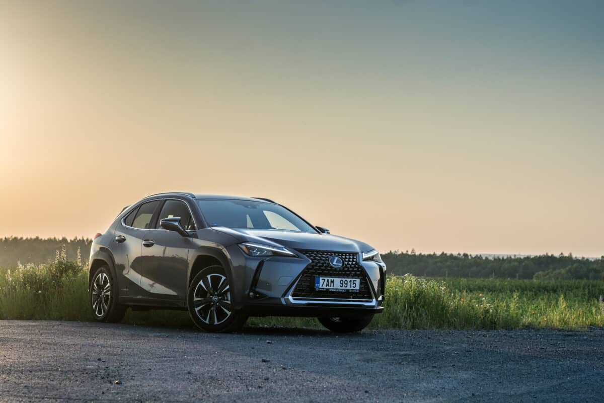 Lexus UX EV