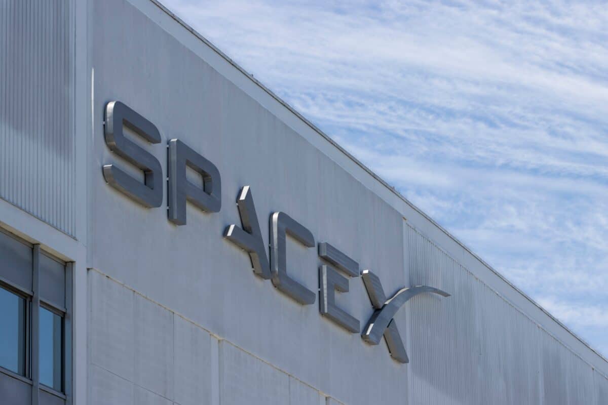 SpaceX logo at the company's headquarters in Hawthorne.