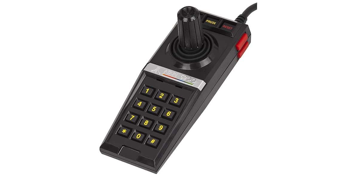 closeup of a black Atari 5200 controller