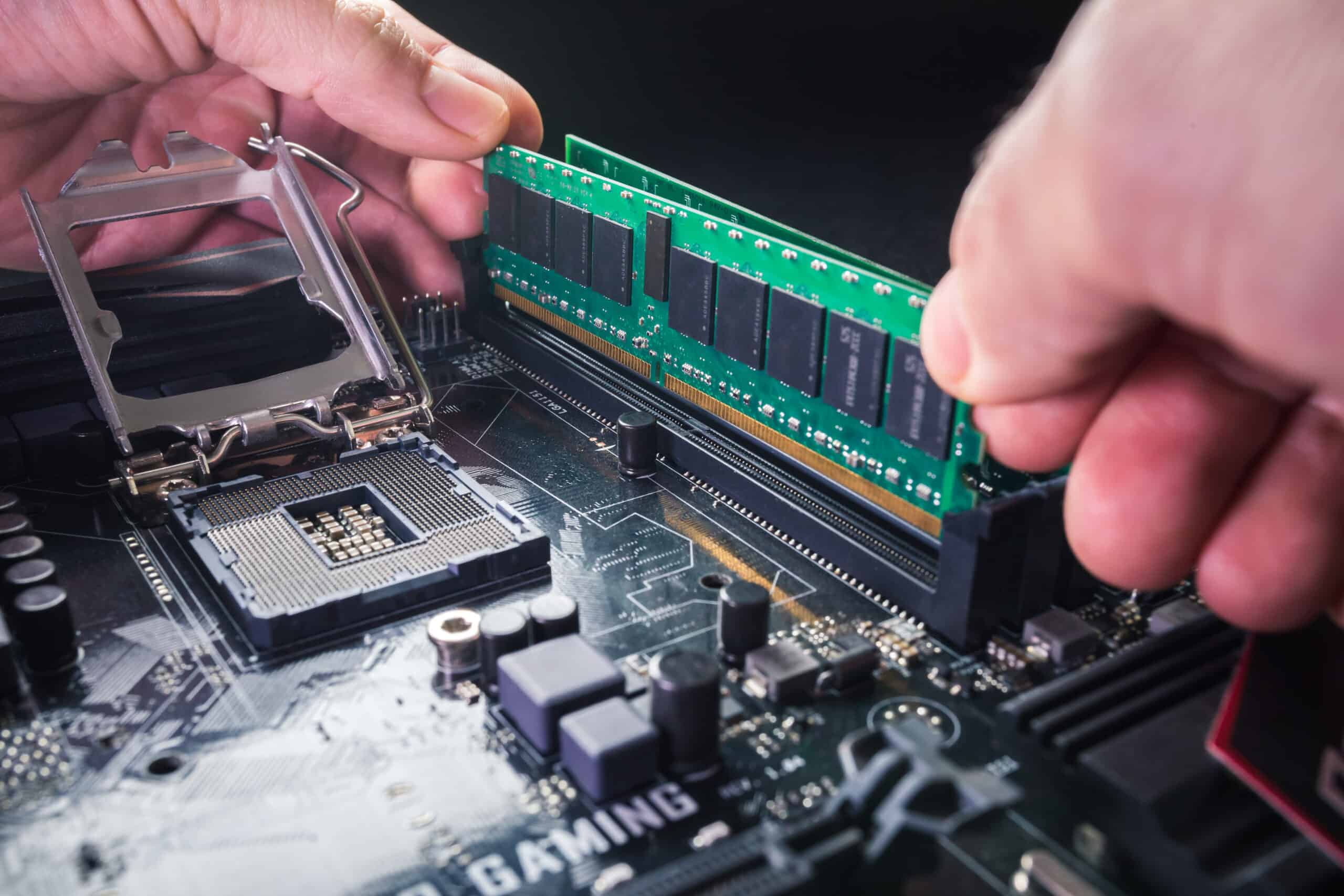 vs. 3200 RAM: What's the Difference? -