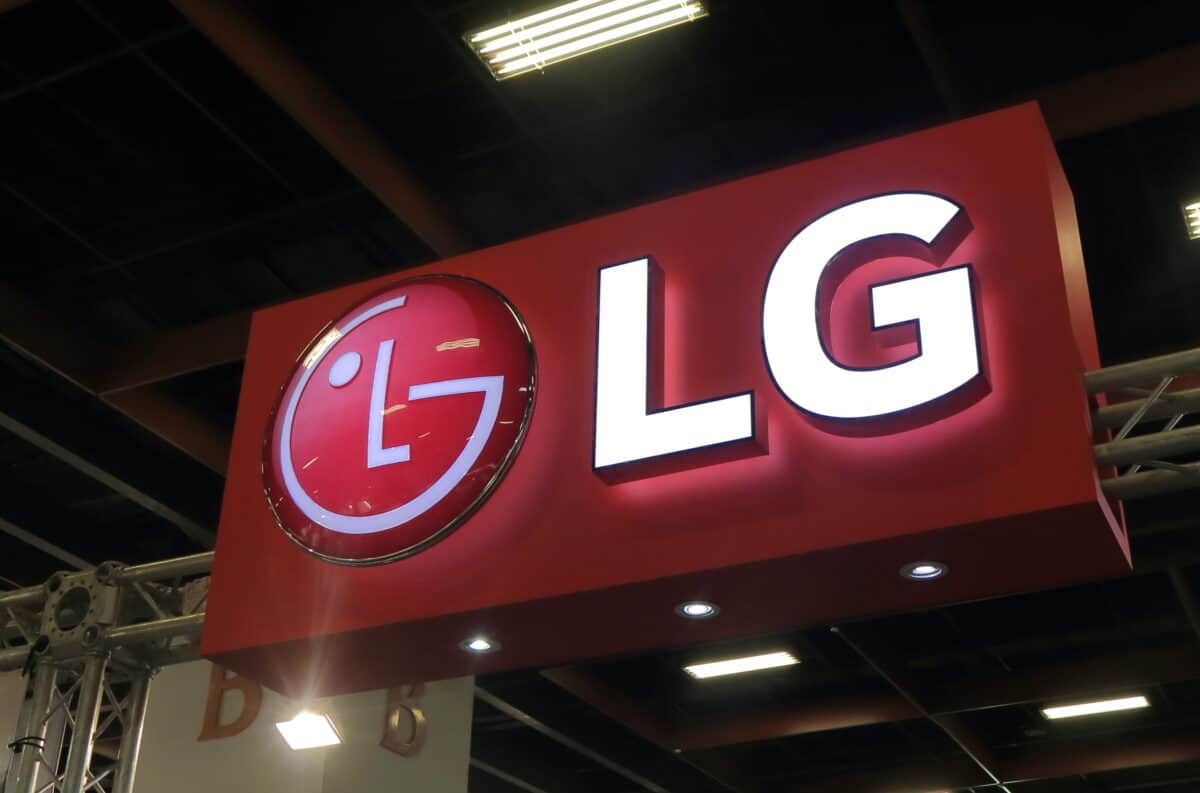 LG logo on display.