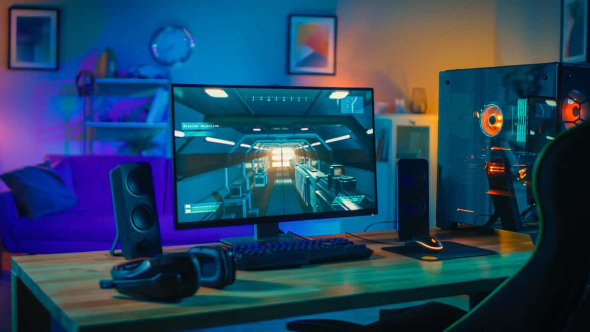 6 Reasons to Buy a Gaming Monitor Today (and Which Are Best) - History ...