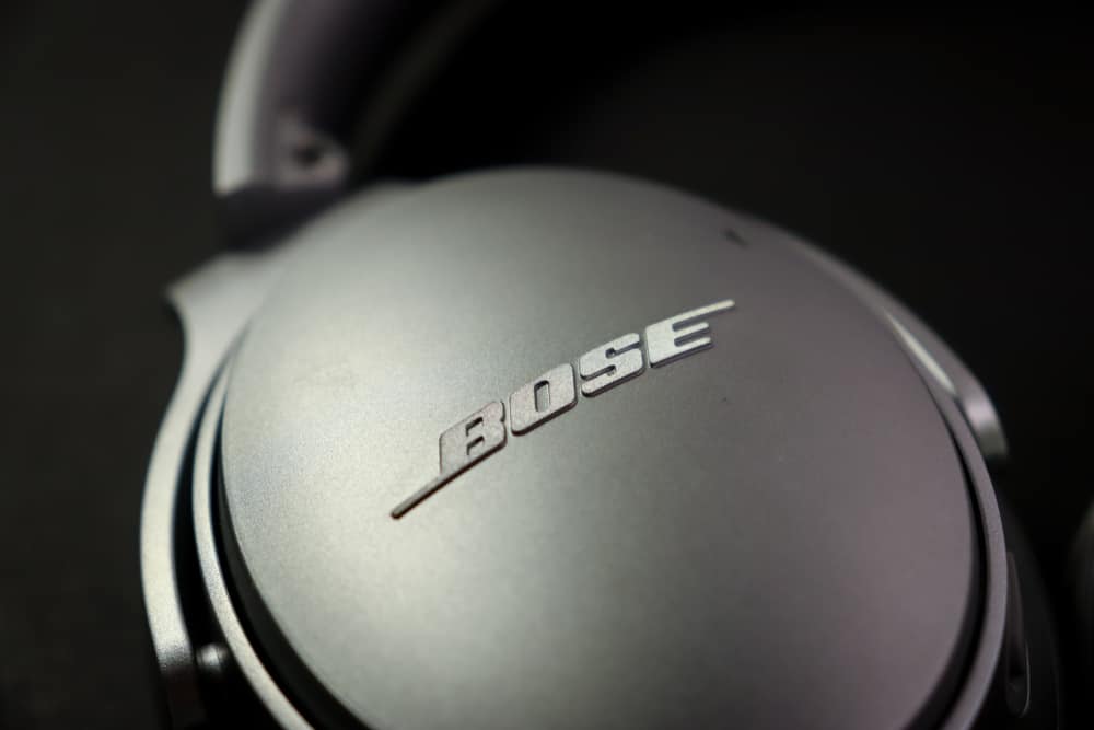 Grey Bose Quite Comfort headphones with ANC