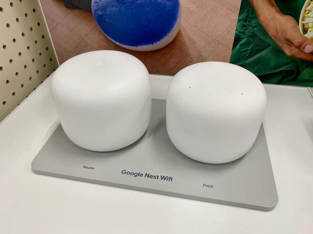 Google Nest Wi-Fi on display