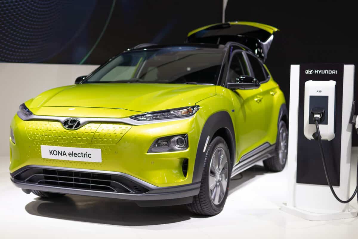 2023 hyundai kona ev vs kia niro ev