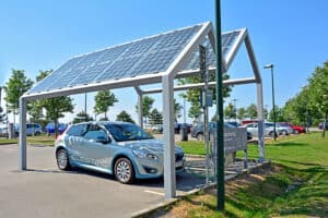 recharge an ev with solar power