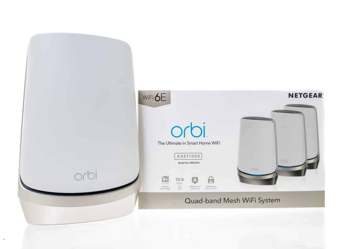 NETGEAR Orbi AXE11000 Quad-Band Wi-Fi 6E Mesh System 2022 REVIEW