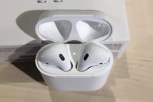 Make AirPods Discoverable