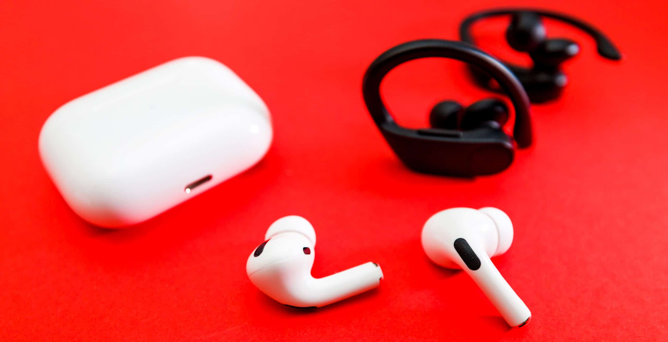 AirPods Pro vs Powerbeats Pro 2 Key Differences and Full