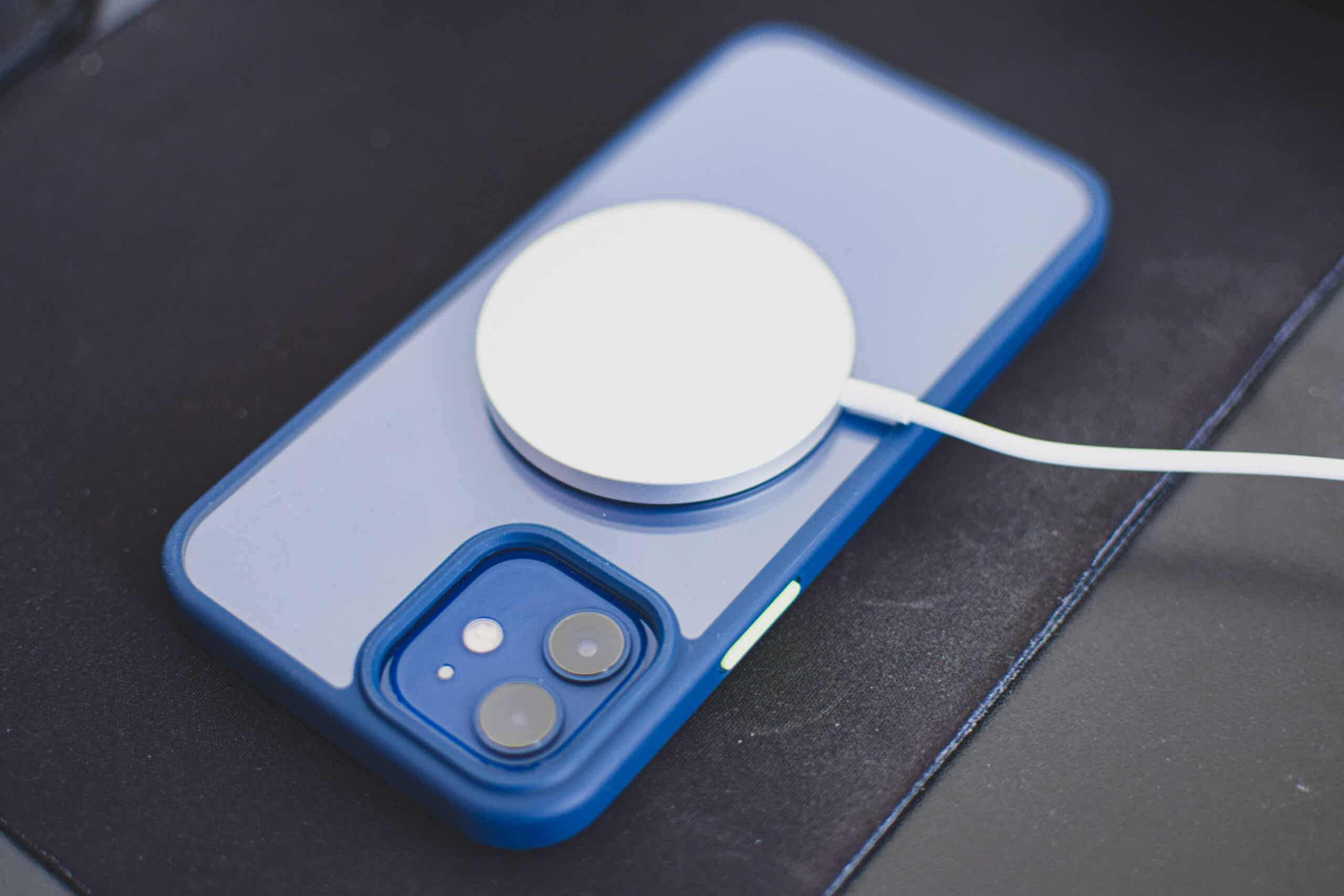 Best wireless charger 2023: Charge your phone without the cable