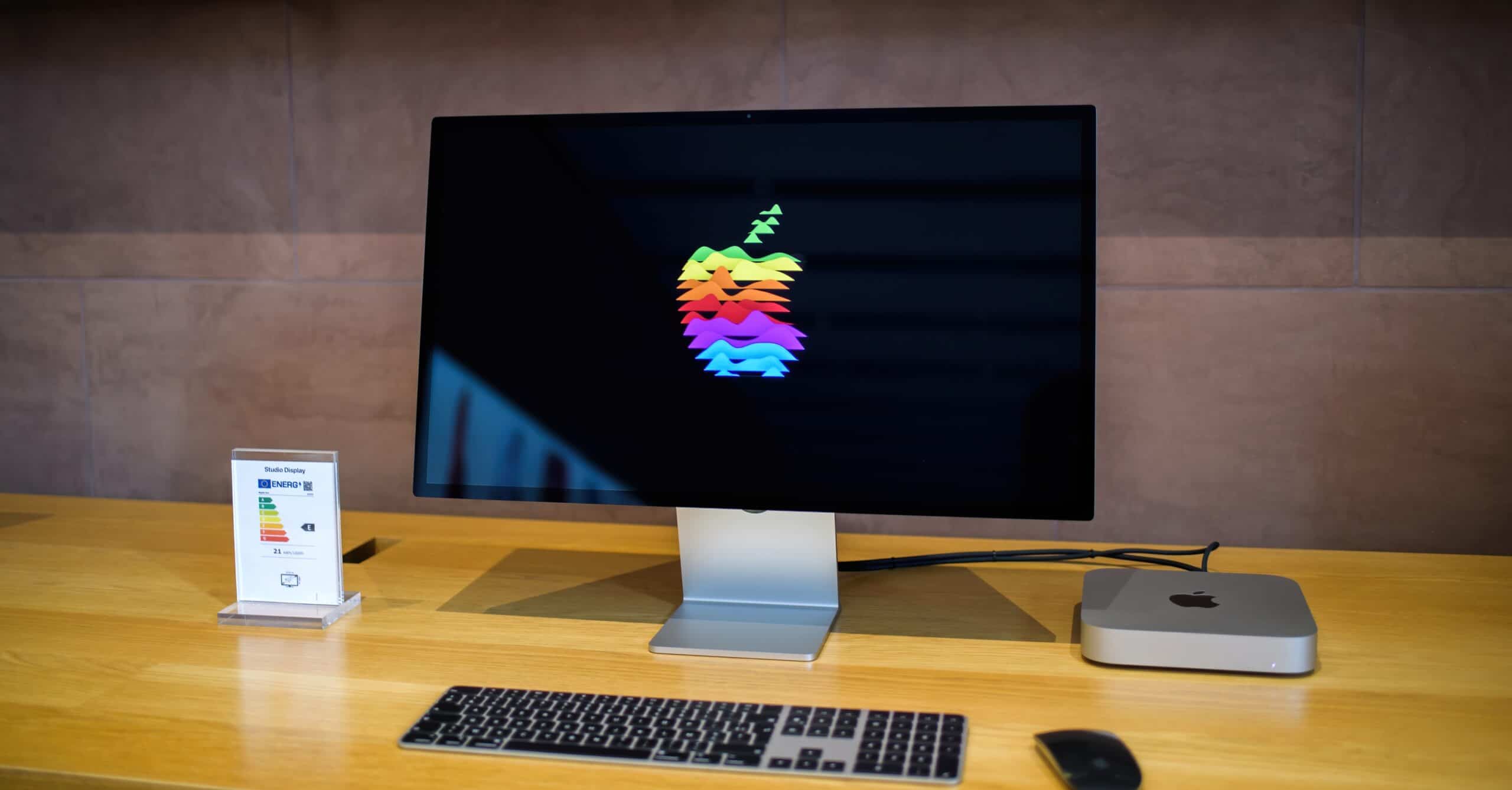 Mac Mini M2 vs iMac