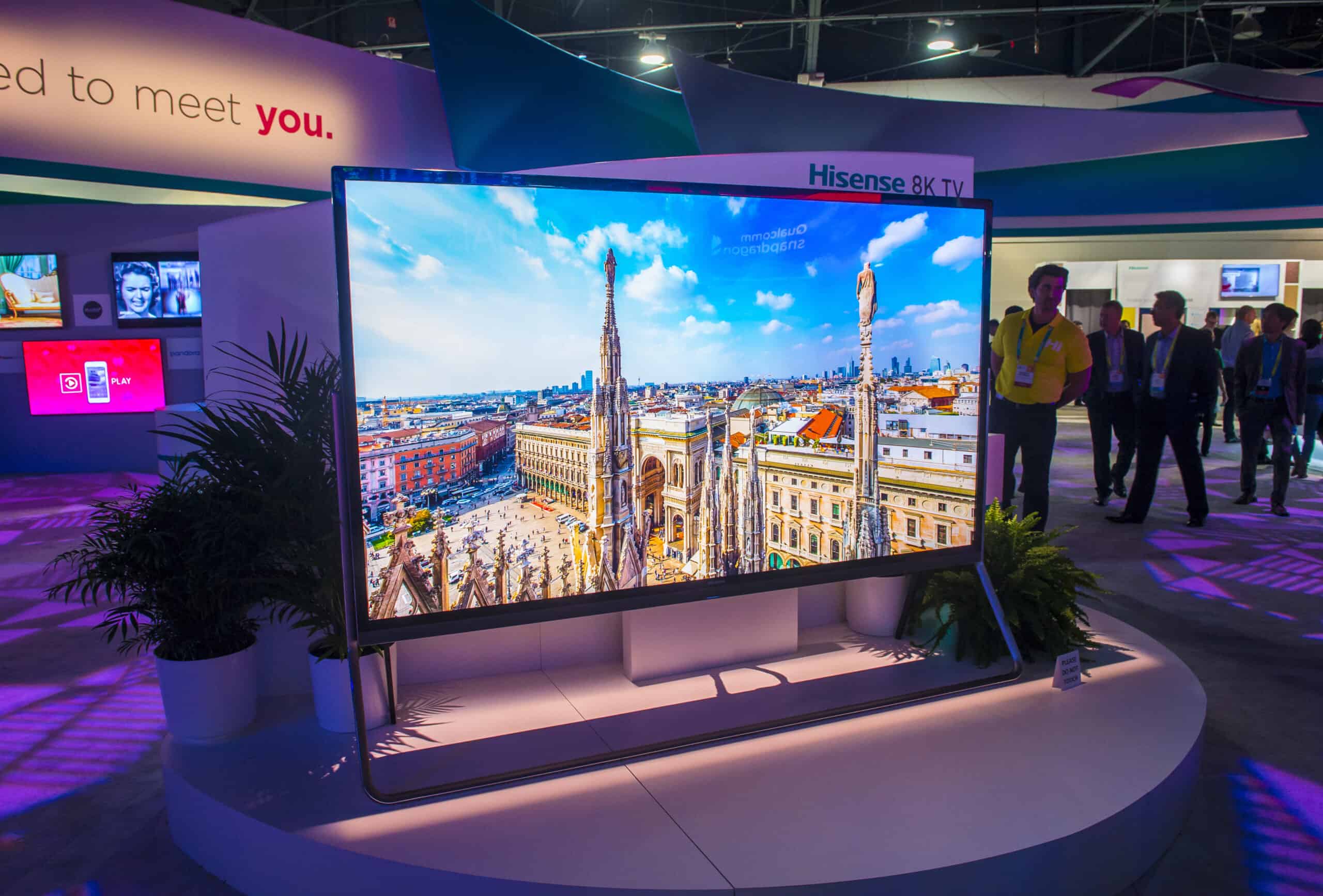 Hisense looks at 98 inch TVs and says hold my beer - releasing 100 inch TV  for $6,999!