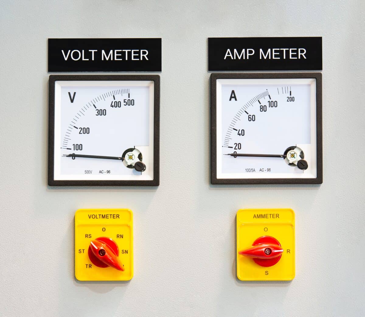amps vs volts