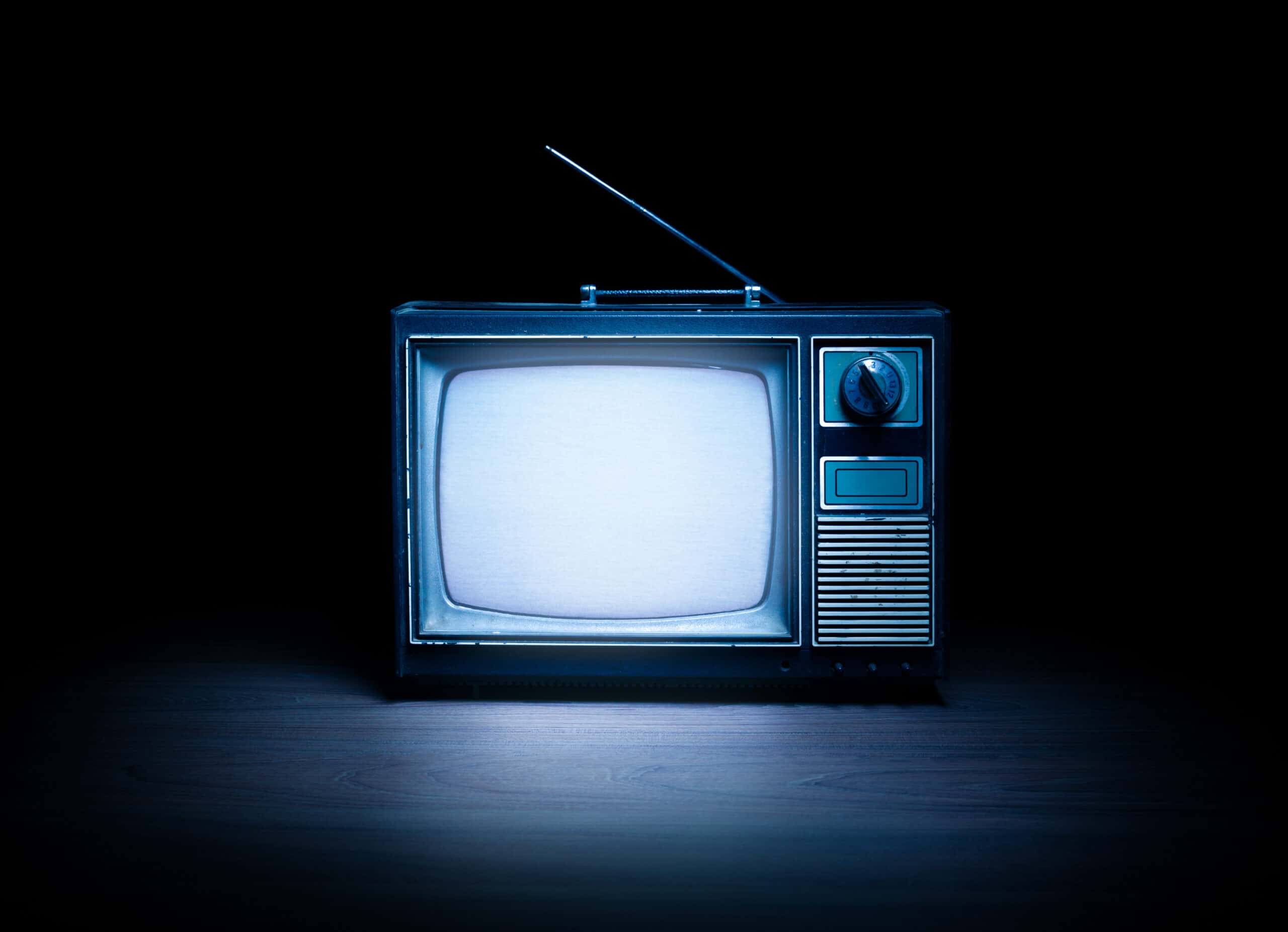 5 Types Of Old TVs From Black And White To Plasmas History Computer