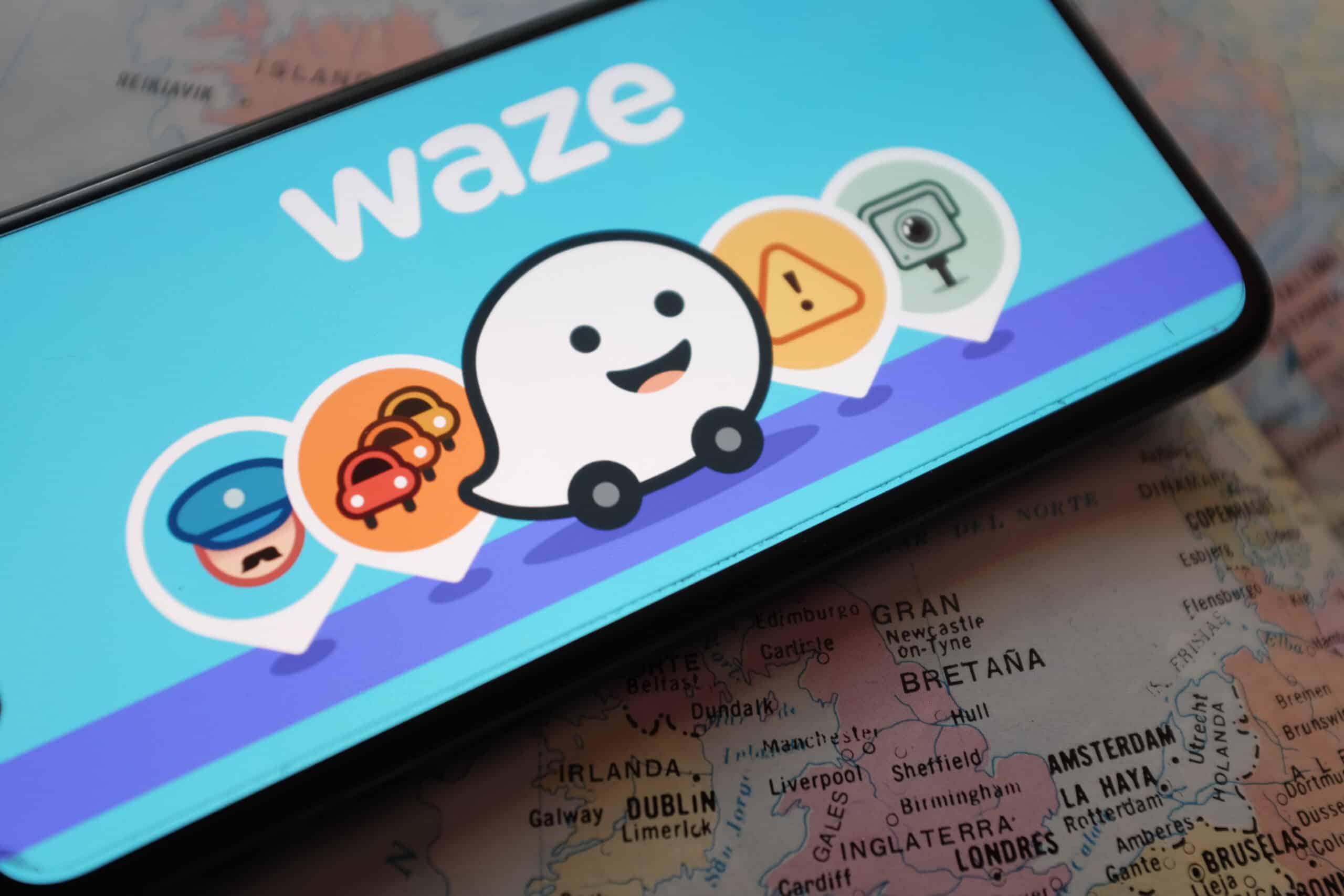 Waze mapps app