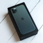 7 Smartphone Settings Everyone Over 50 Needs to Know