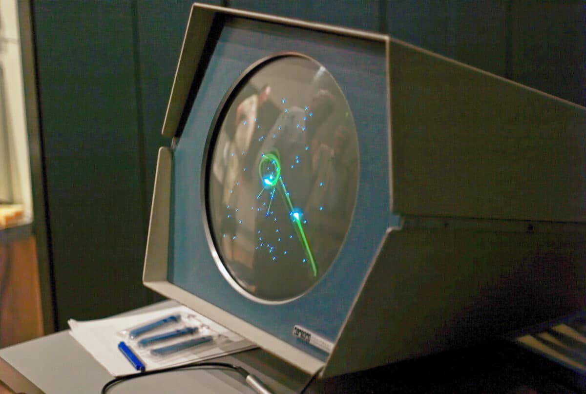 'Spacewar!' on a on a PDP-1.