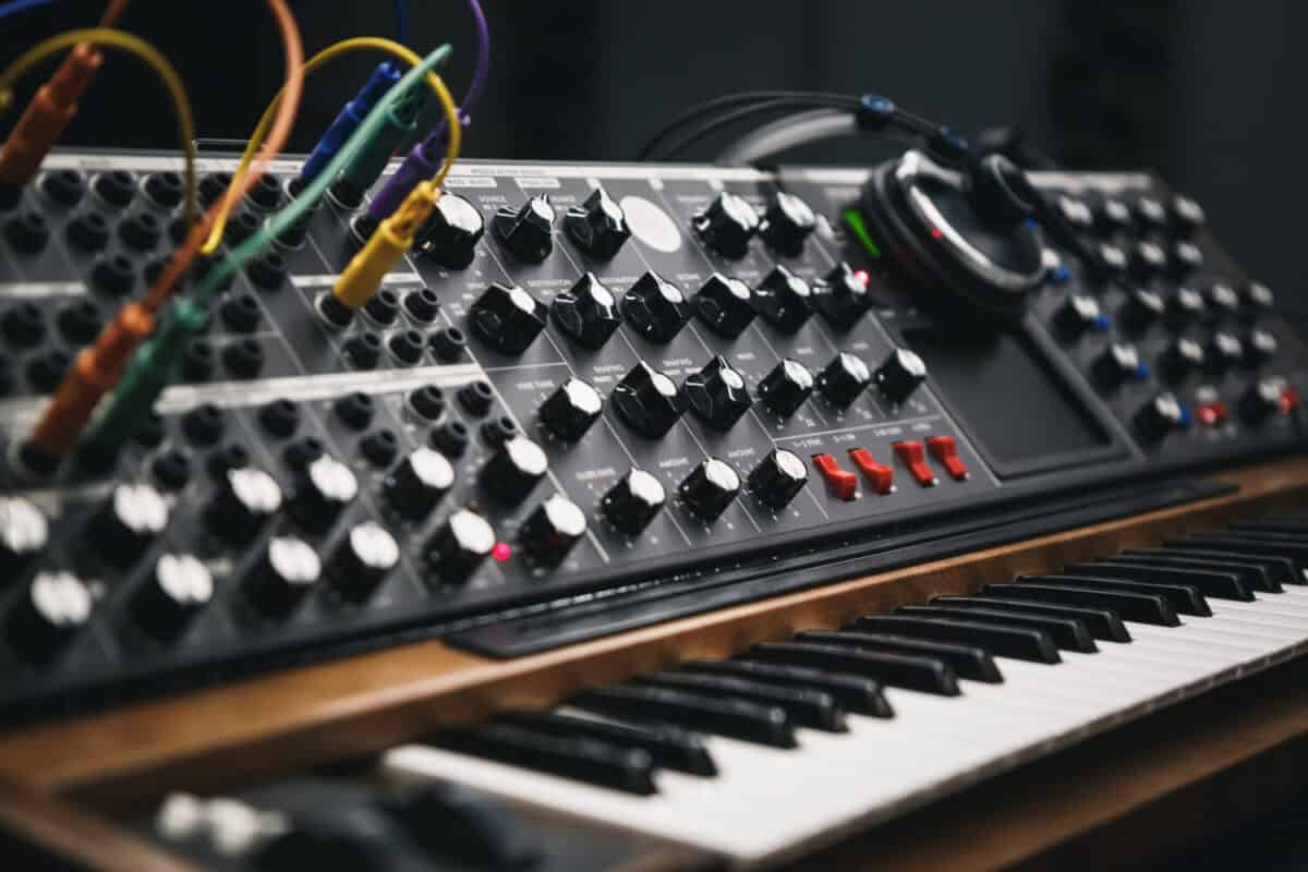 reasons to buy a synthesizer