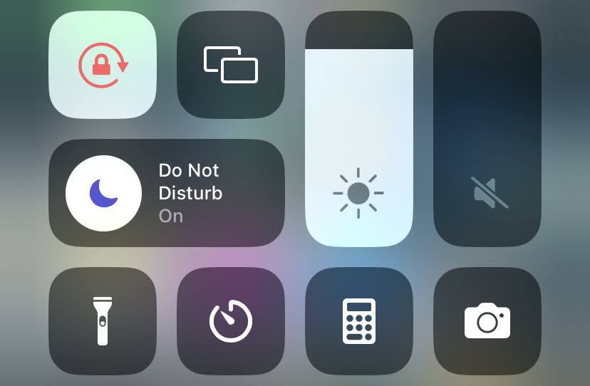 Do Not Disturb activated on iPhone.