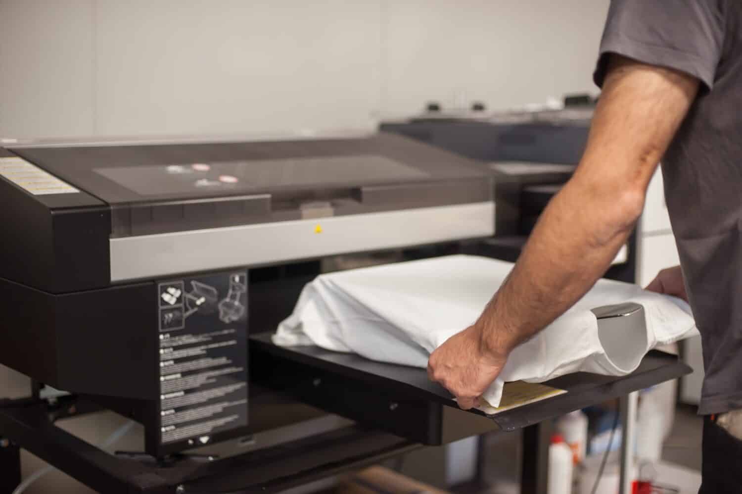 Printers for T Shirts  What's the Best Type to Choose? - DTG Printer  Machine