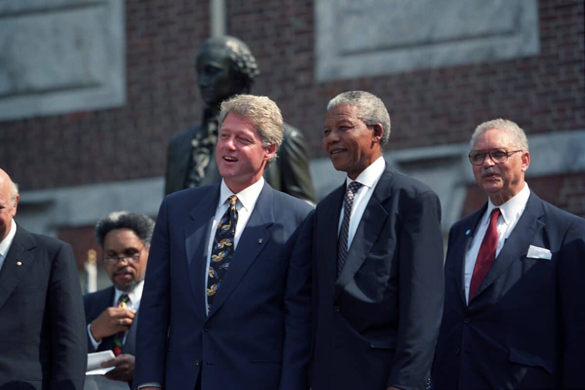 Nelson Mandela with U.S. president Bill Clinton.