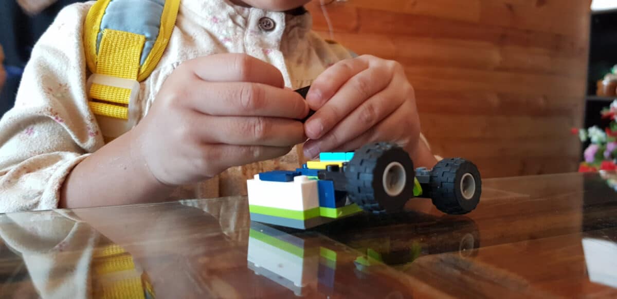 build Lego car