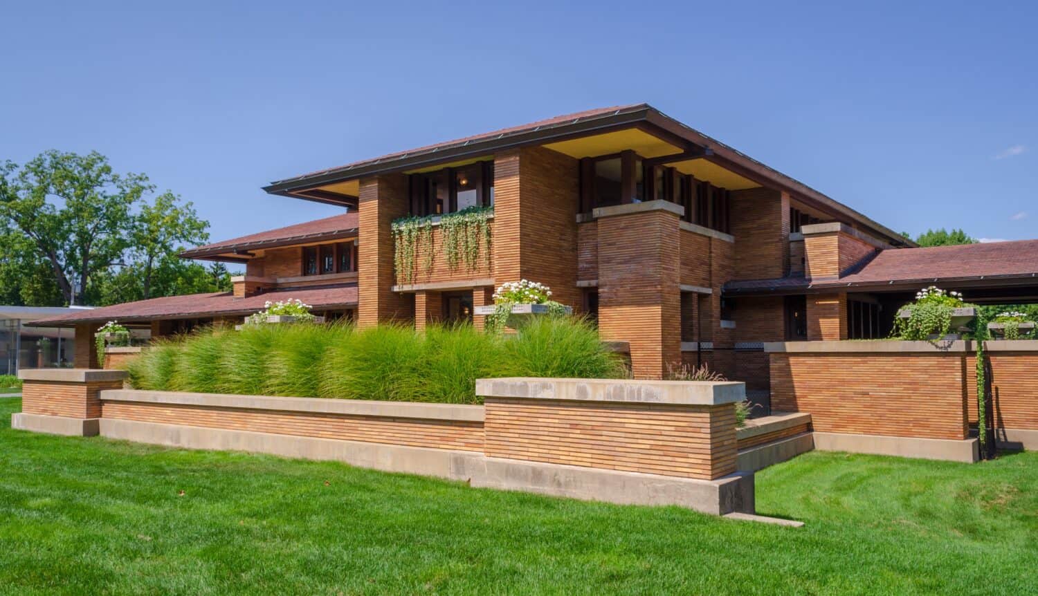 The 20th-Century Architecture of Frank Lloyd Wright