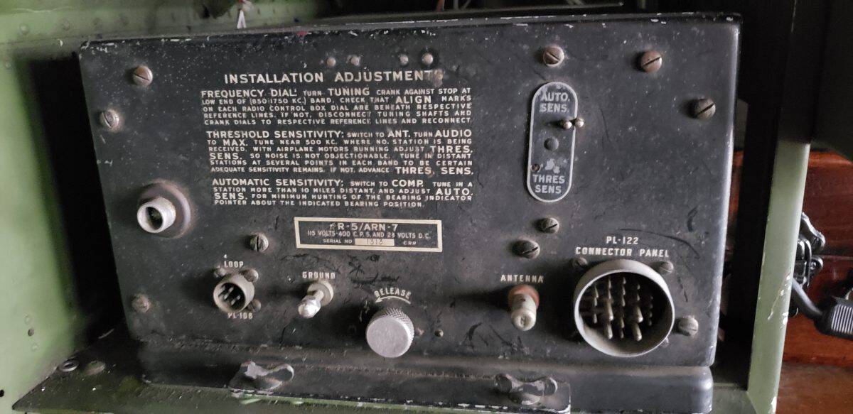 B-17 Radio