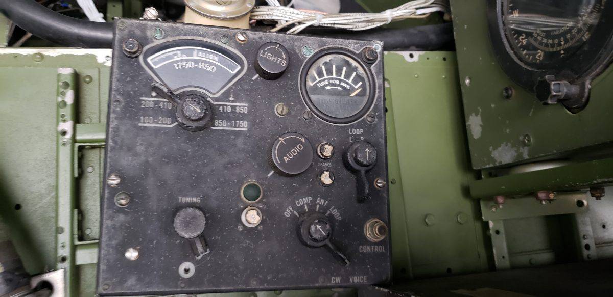 B-17 Radio
