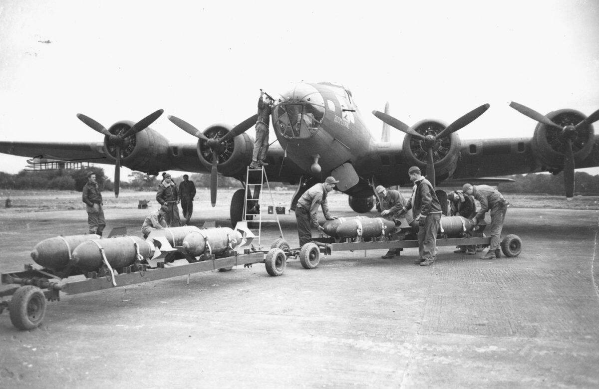 B-17 Bombs