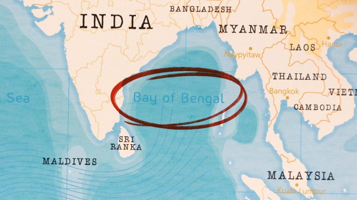 Bay of Bengal marked with Red Circle on Realistic Map.