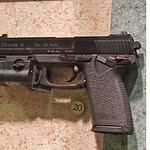 12. Heckler & Koch Mk23 Mod 0