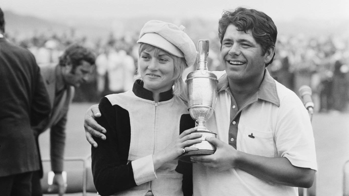 "You can talk to a fade, but a hook won't listen." — Lee Trevino