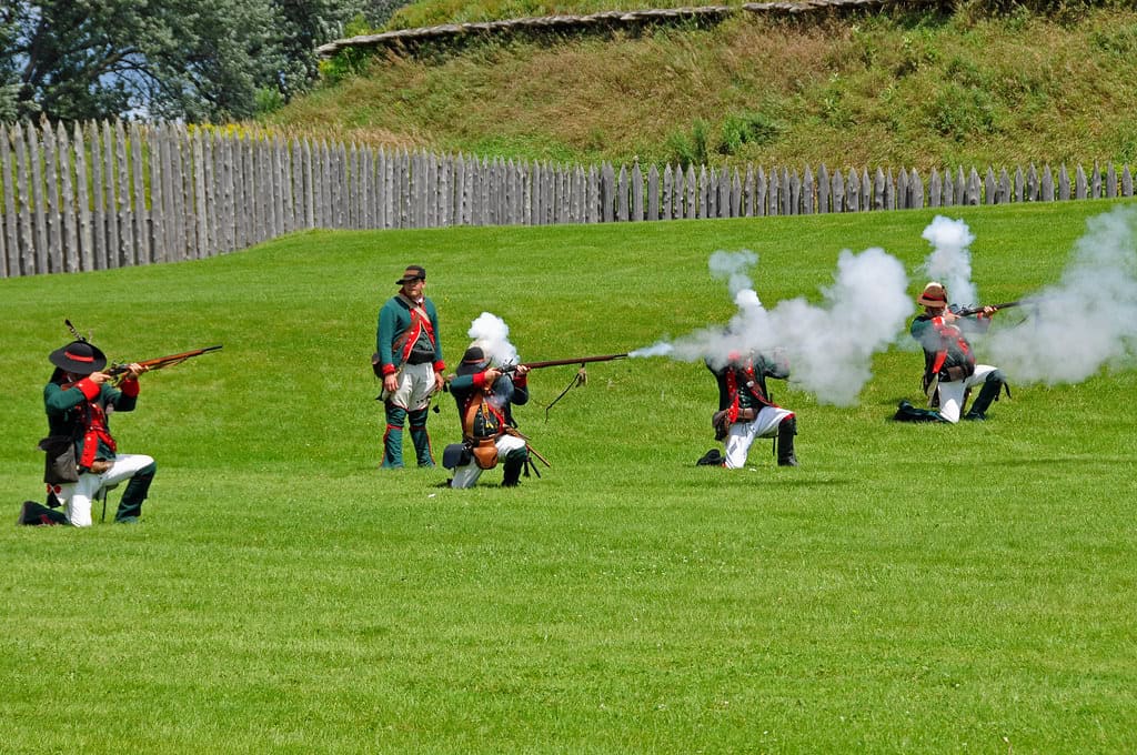 DSC_6294 - Fire that musket ---- NOW.