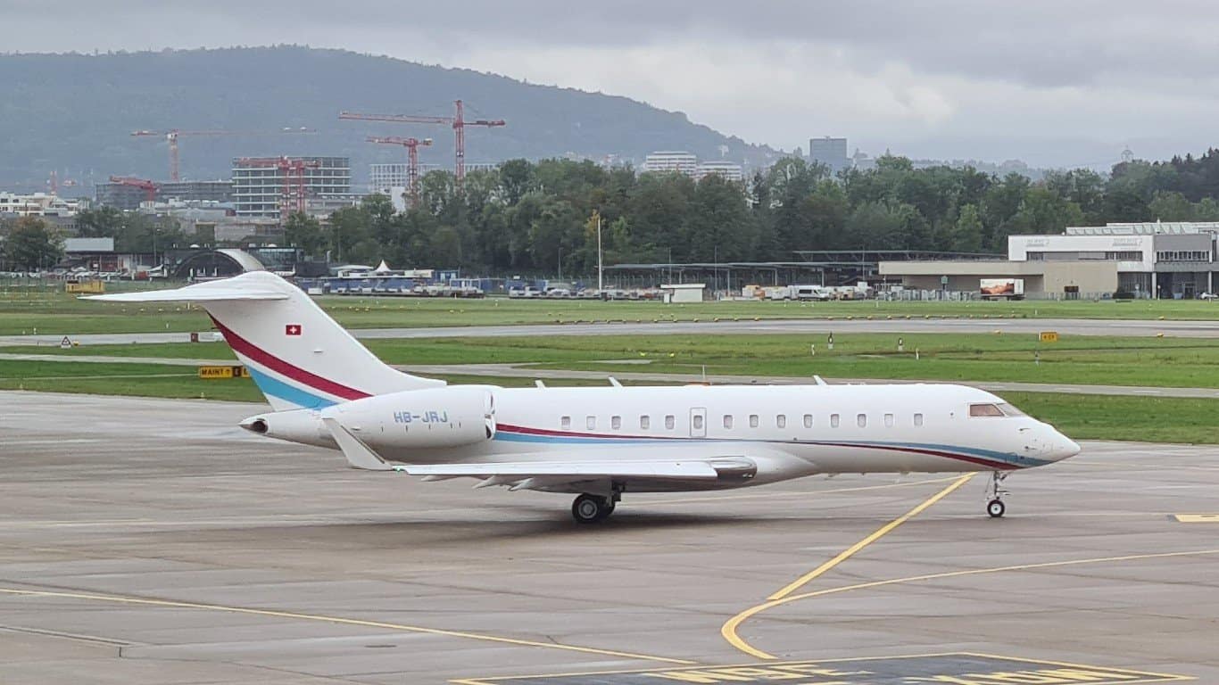 Bombardier Express E-11