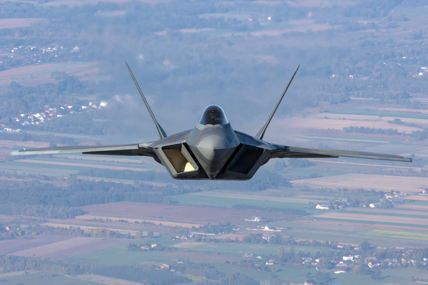 6. F-22 Raptor