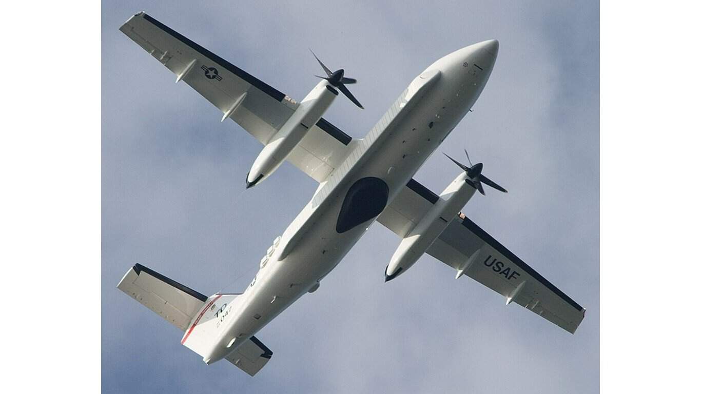Dash 8