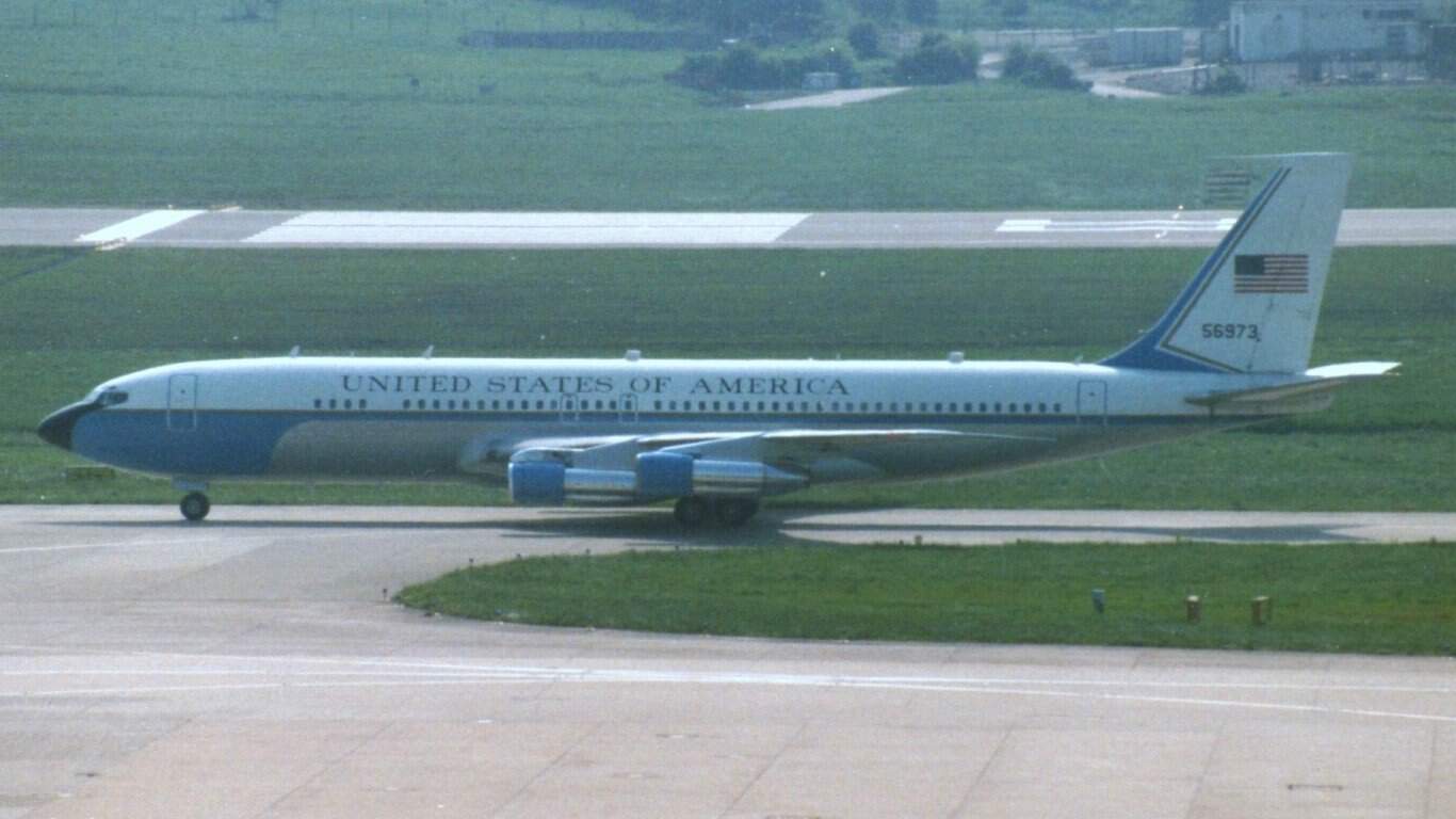 Boeing 707