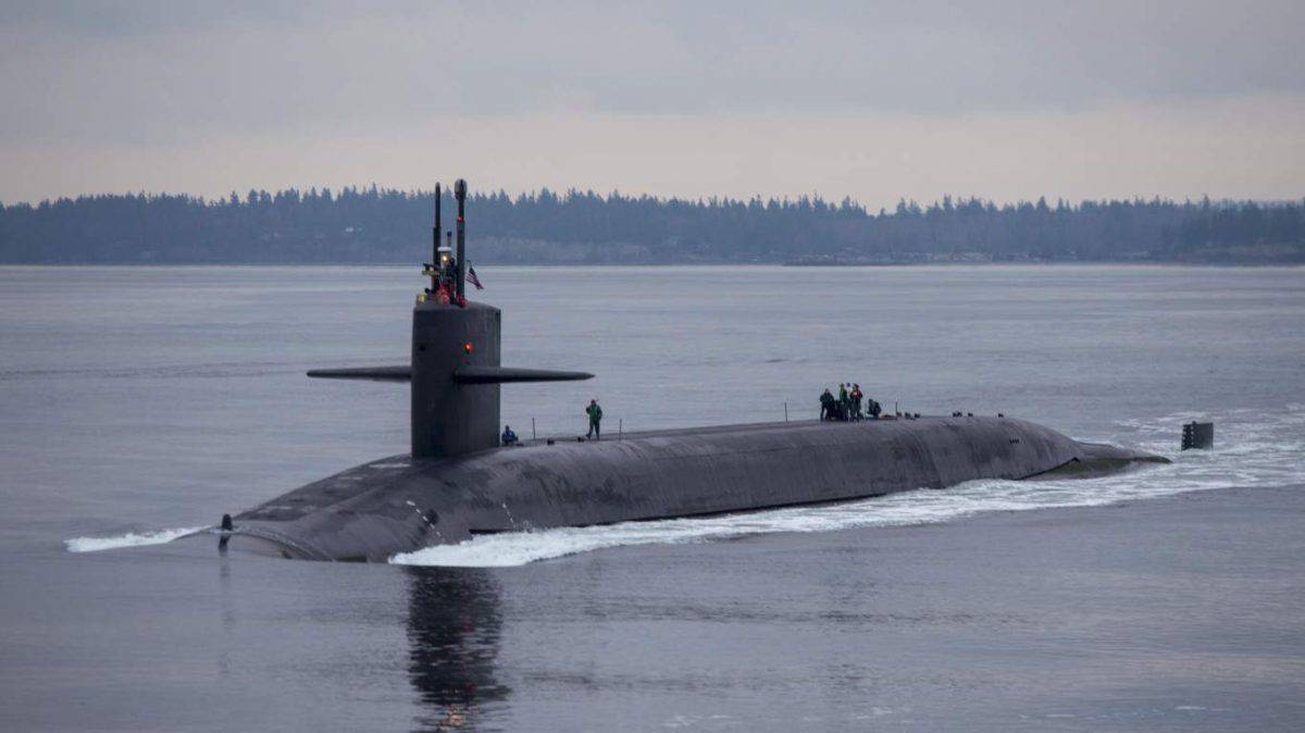 A+submarine | A submarine returns to its homeport.